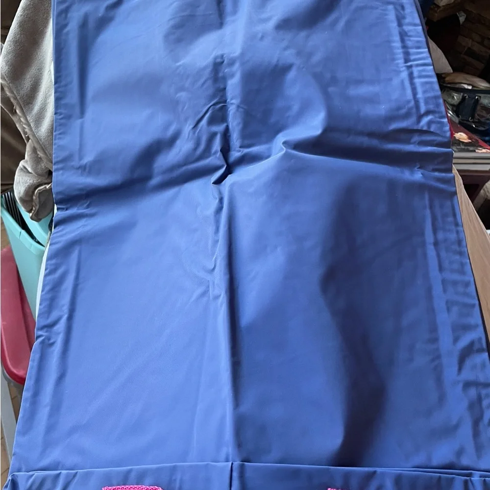 Luggage carry on clothing carrier NWOT vintage